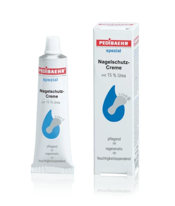 CREMĂ CU 15% UREE ȘI CLOTRIMAZOL PENTRU TRATAMENTUL UNGHIILOR FUNGICE (NAGELSCHUTZ-CREME)